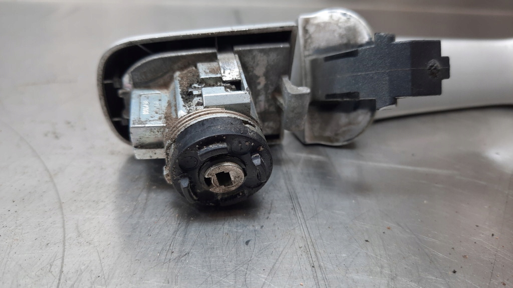 фото №6, Ручка перед левая вкладка замка ключ volvo v50