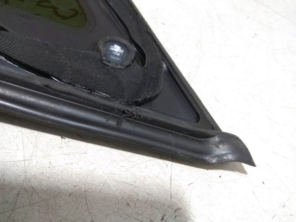 фото №6, Ford fiesta mk8 стекло кузовная левая задняя