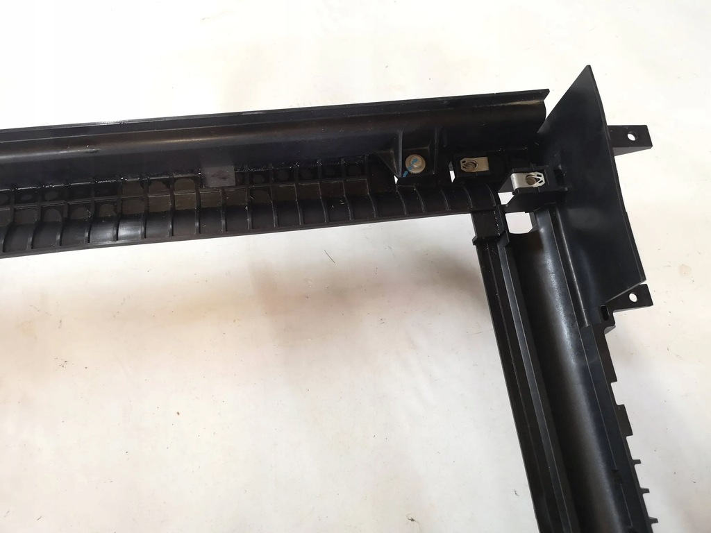 фото №6, Jaguar f-pace- рамка, кронштейн радиатора