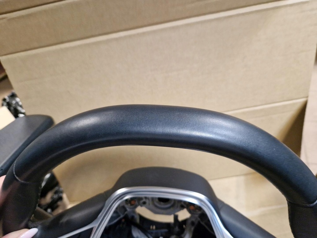 фото №10, Воздуховод кожа renault clio v 484005951r