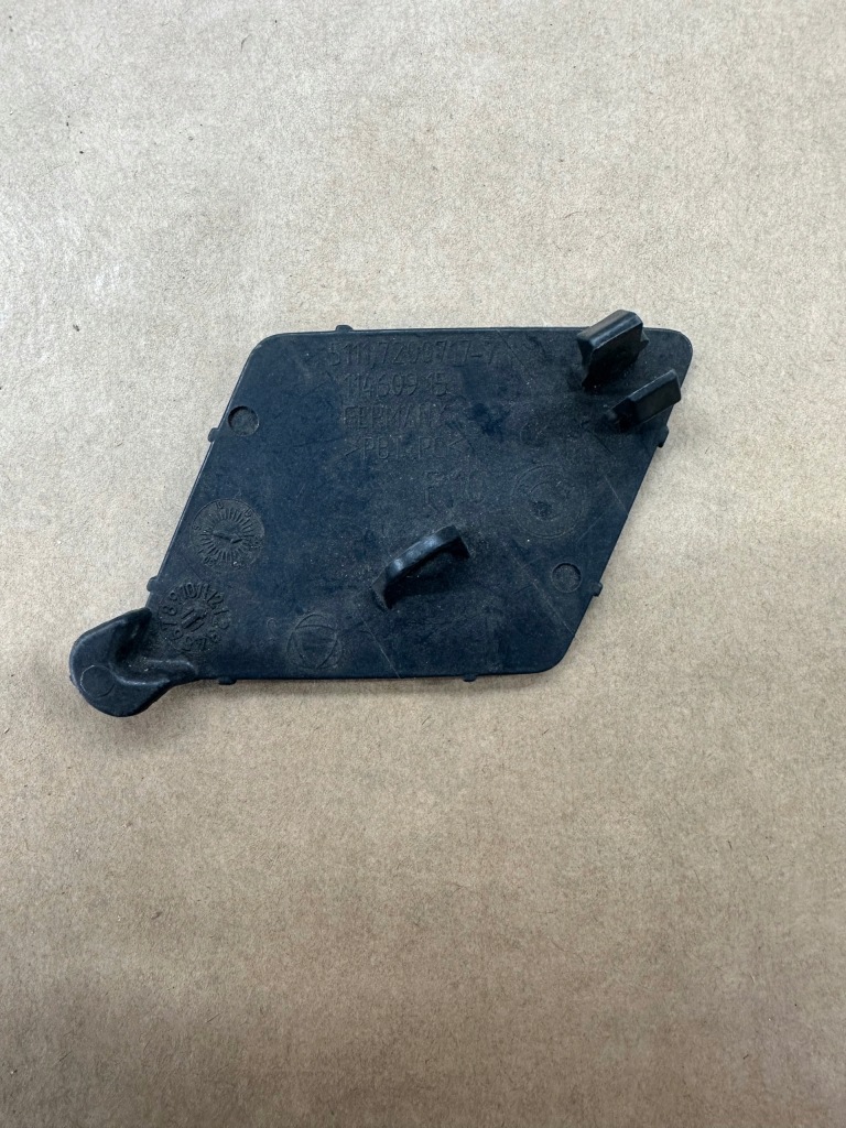 Bmw 5 f10 заглушка бампера 11460915 Доставка