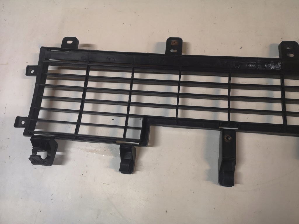 фото №6, Mitsubishi pajero sport - решітка середня бампера