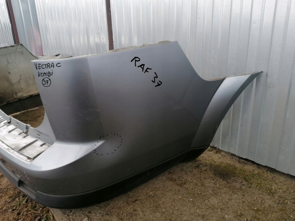 Бампер задний  задний opel vectra c lift z163 kombi Киев