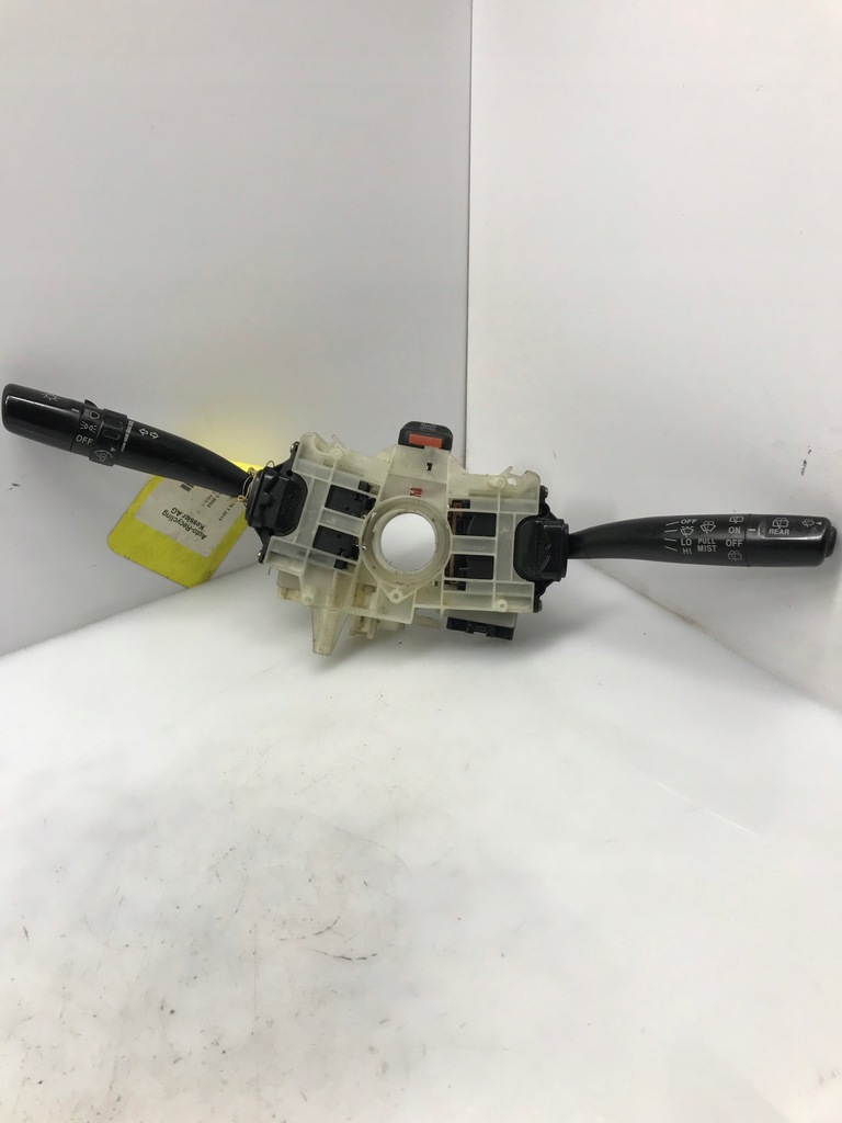 фото №1, Переключатель комбинированный subaru оригинальный номер 83111fc07