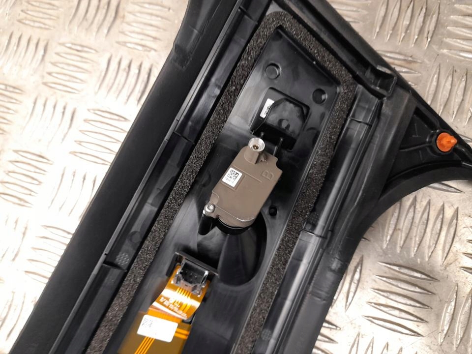 Крышка kolumny-b tesla model y 2025 с левый 193755900b в Украине