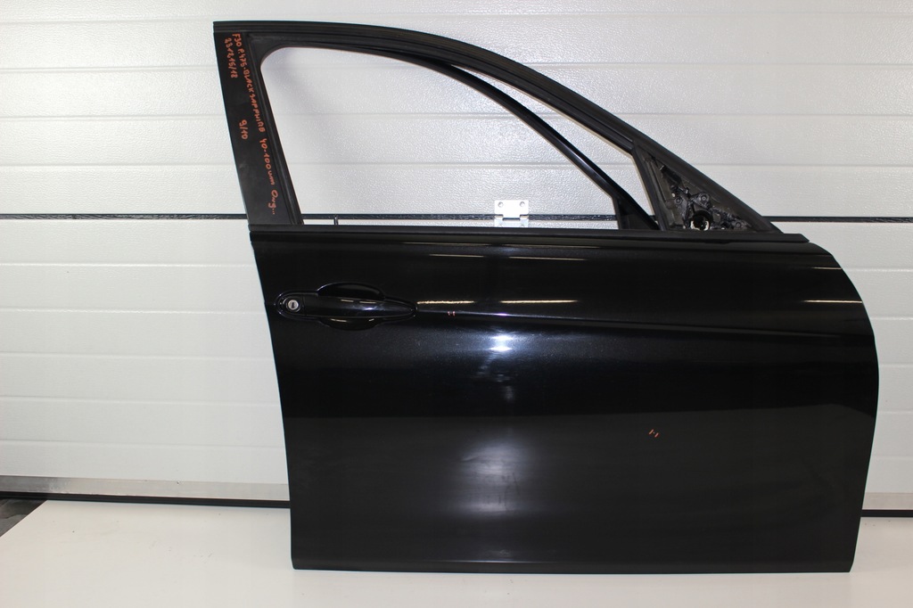 фото №1, Дверь правый перед bmw f30 475
