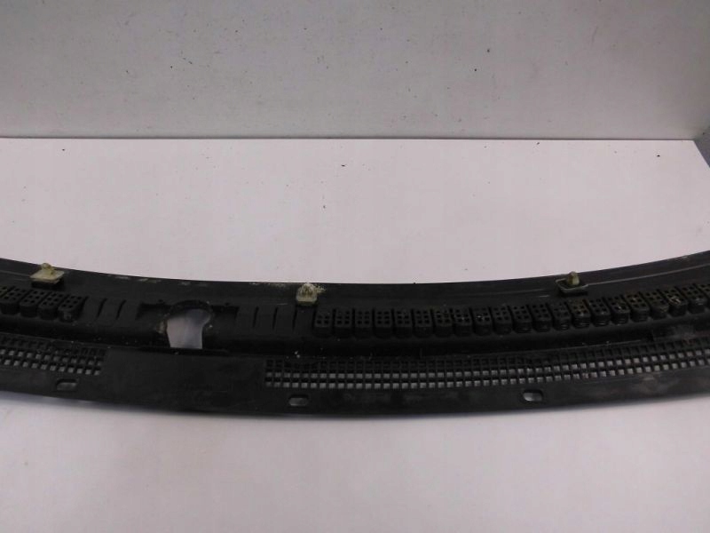 фото №10, Mazda 323f bj 98-00 жабо пластиковий parapet