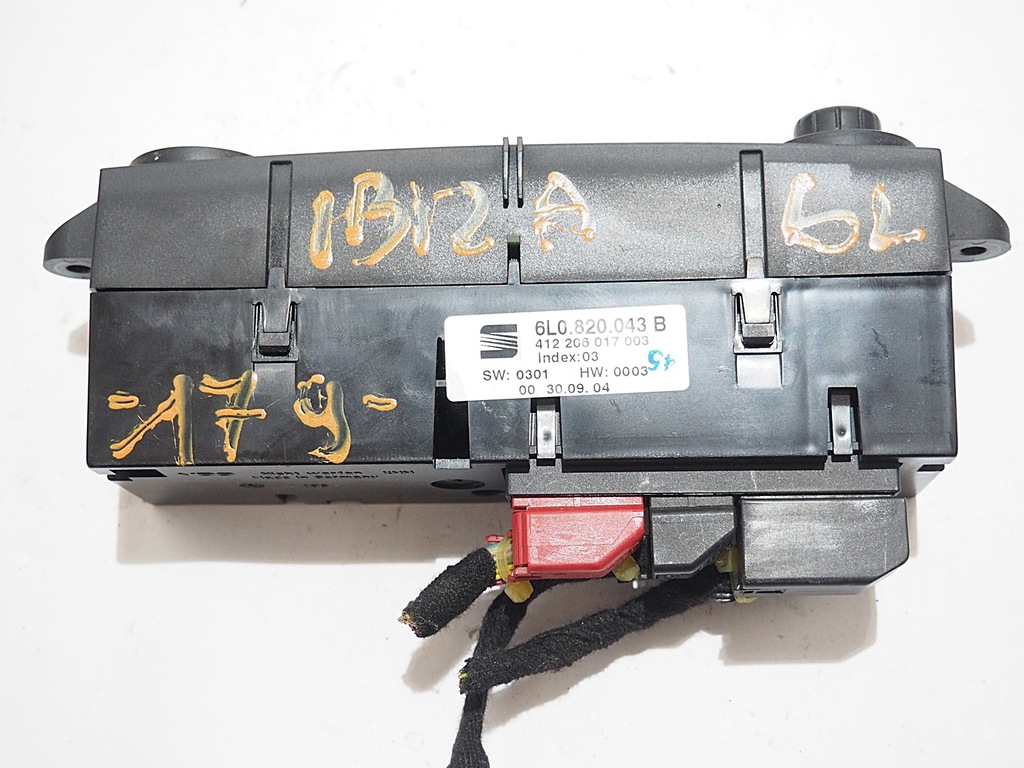 фото №12, Ibiza 6l панель обдув кондиционера 6l0820043b