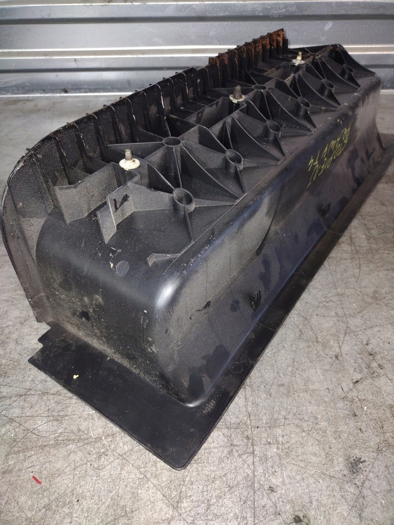 фото №5, Подножка правый пластиковый vw t4