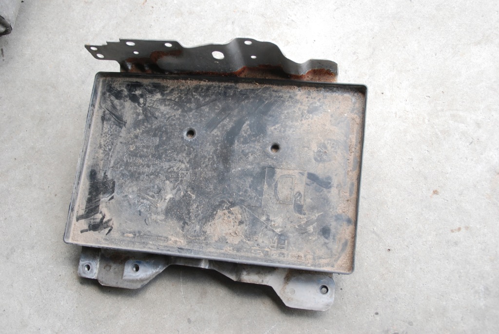 Купить Qashqai 2 j11 1.5 dci основание аккумулятор 13-19