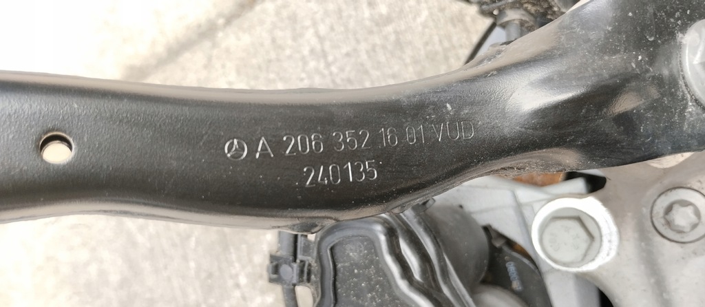 фото №11, Поворотный кулак ступица правый задняя mercedes e klasa e300de w214 24r комплект амортизатор