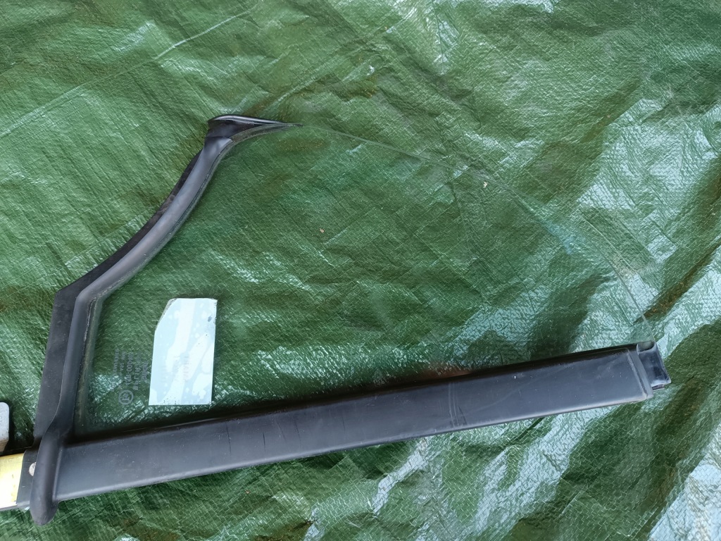 фото №9, Smart fortwo 450 0000557 стекло дверь левая передняя малый