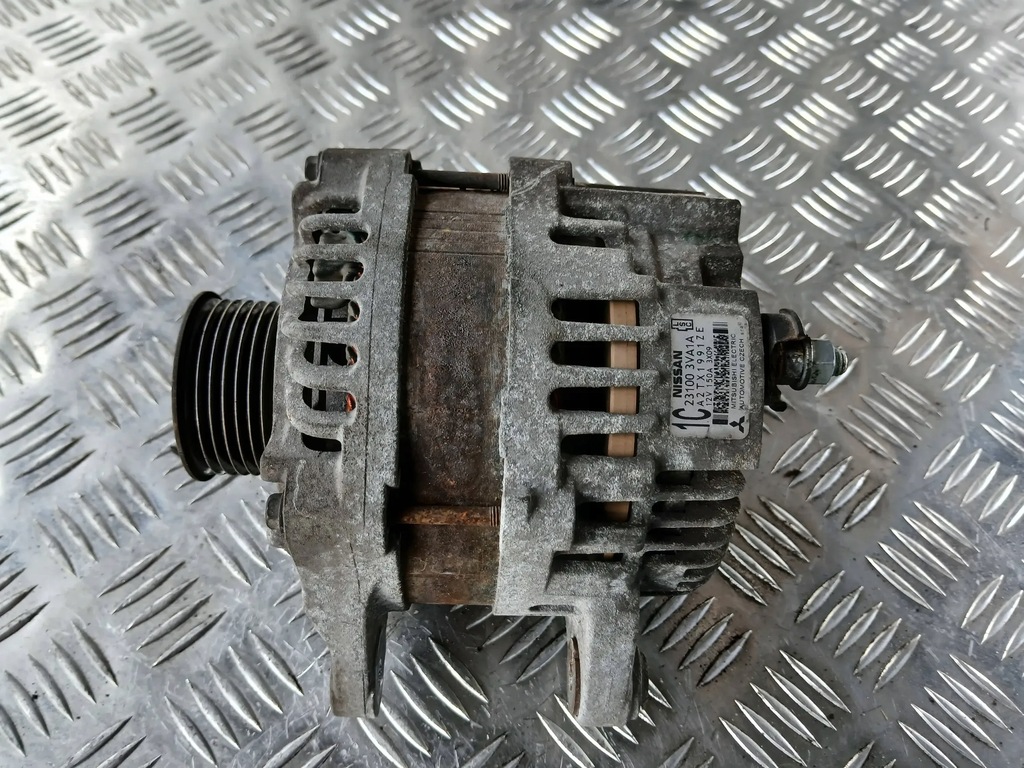 фото №1, Nissan note e12 генератор 1.2 231003va1a