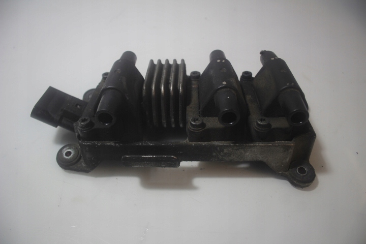 фото №1, Катушка зажигания audi a8 d2 2.8