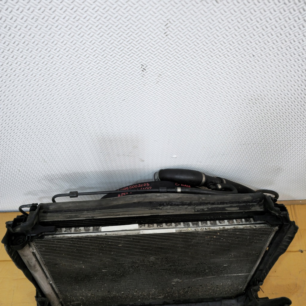 Купить Mercedes c-klasa w205 комплект радиатор воды кондиционера вентилятор