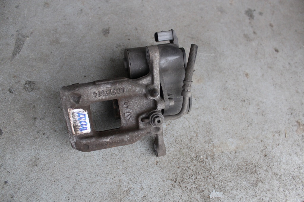 фото №1, Citroen c4 ii grand picasso 1.6 thp супорт задня lt