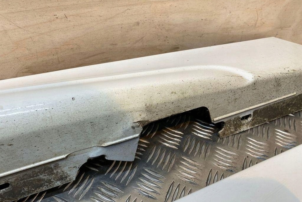 фото №8, Накладка поріг ліва bmw 1 e81 8044664 2.0l дизель 2010