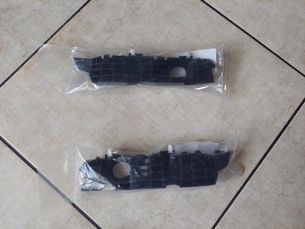 фото №1, Направляющая крыла - перед - hyundai i30 iii - 2017