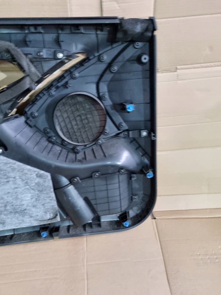 фото №8, Оббивка обшивка двері правий перед hyundai ix35 82320-2y000