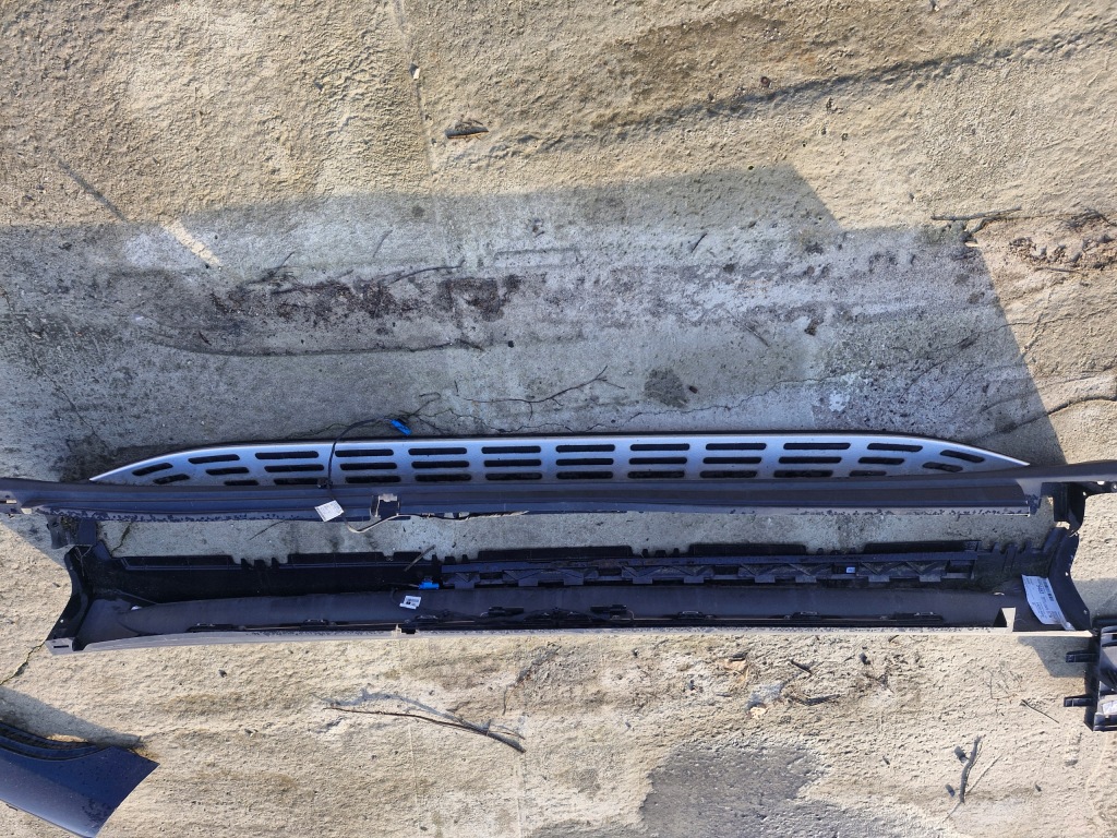 Купить Mercedes gle w167 amg купе молдинг порог правая lub левая a1676903201