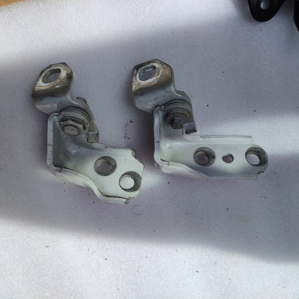 фото №2, Ford tourneo courier 15r петли дверь левая передние