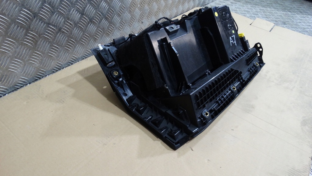 фото №5, Idealny бардачок пассажира audi a7 c8 4k8 1