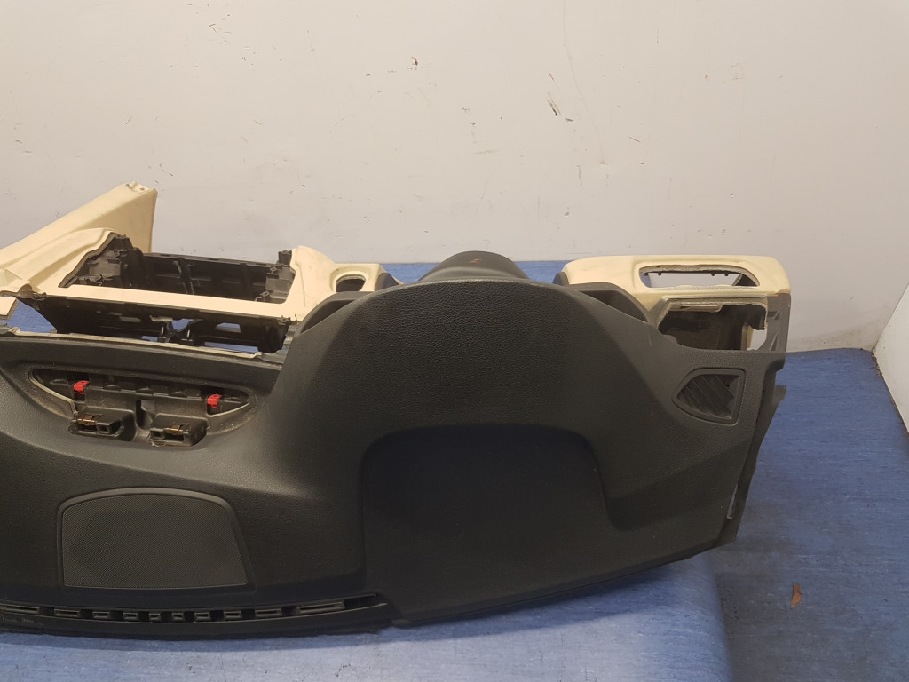 фото №10, Bmw 3 f30 приборная панель приборная приборная панель светлый подушка безопасности