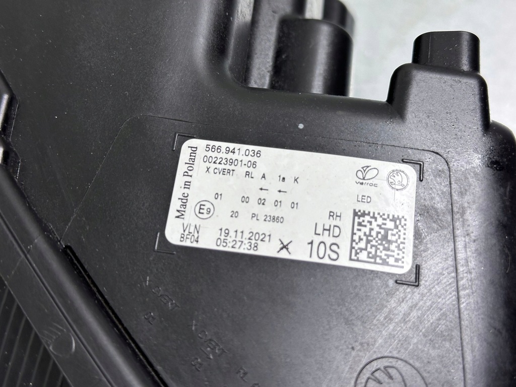 фото №11, Skoda kodiaq 2022 перед сторона правая лампа передняя 566941036 europa.