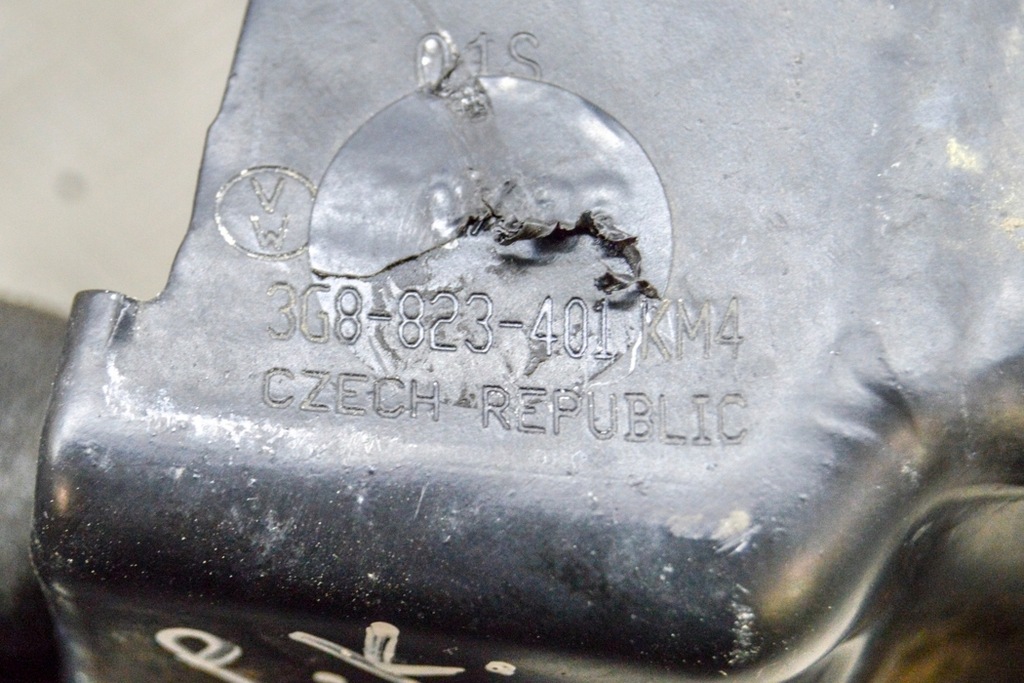 фото №7, Volkswagen arteon 3h7 передня ліва капот кронштейн амортизатора газу 3g88