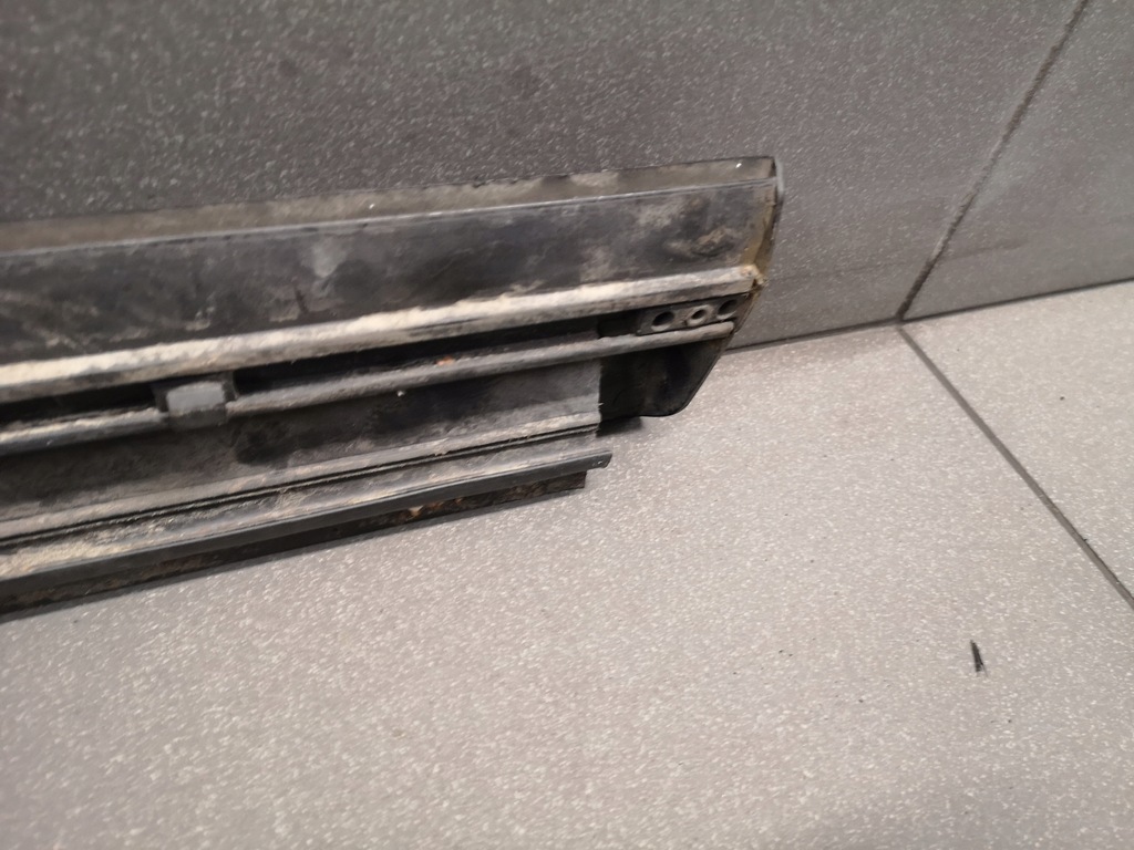 фото №12, Молдинг двері лівий задня audi a8 d3 lz9y