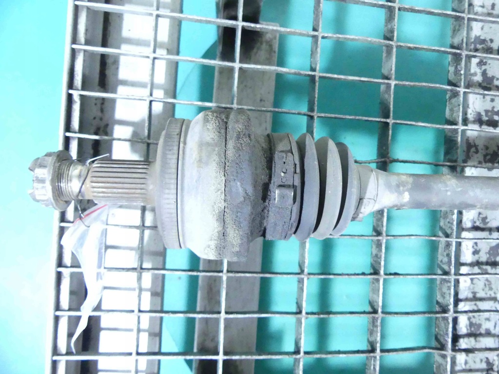 фото №2, Привідний вал задня ліва mercedes w204 2.2 cdi