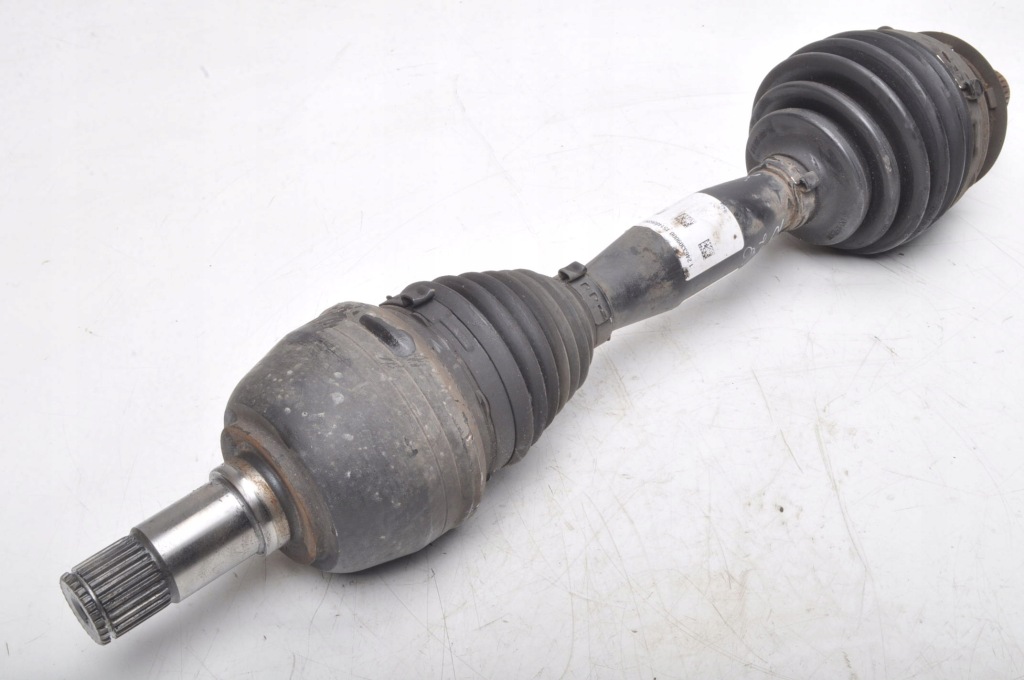 фото №1, Mercedes w246 w176 1.5 cdi приводной вал левая короткий 2463309000