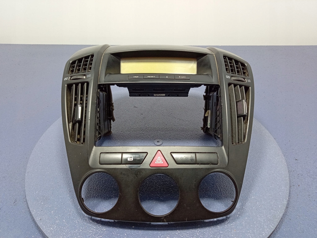 фото №1, Kia ceed i защита рамка радио дисплей решётки обдув 84740-1h010