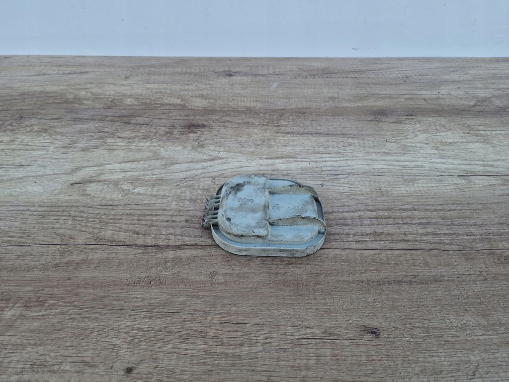 фото №1, Ford escort лівий кришка лампи заглушка кришка lh