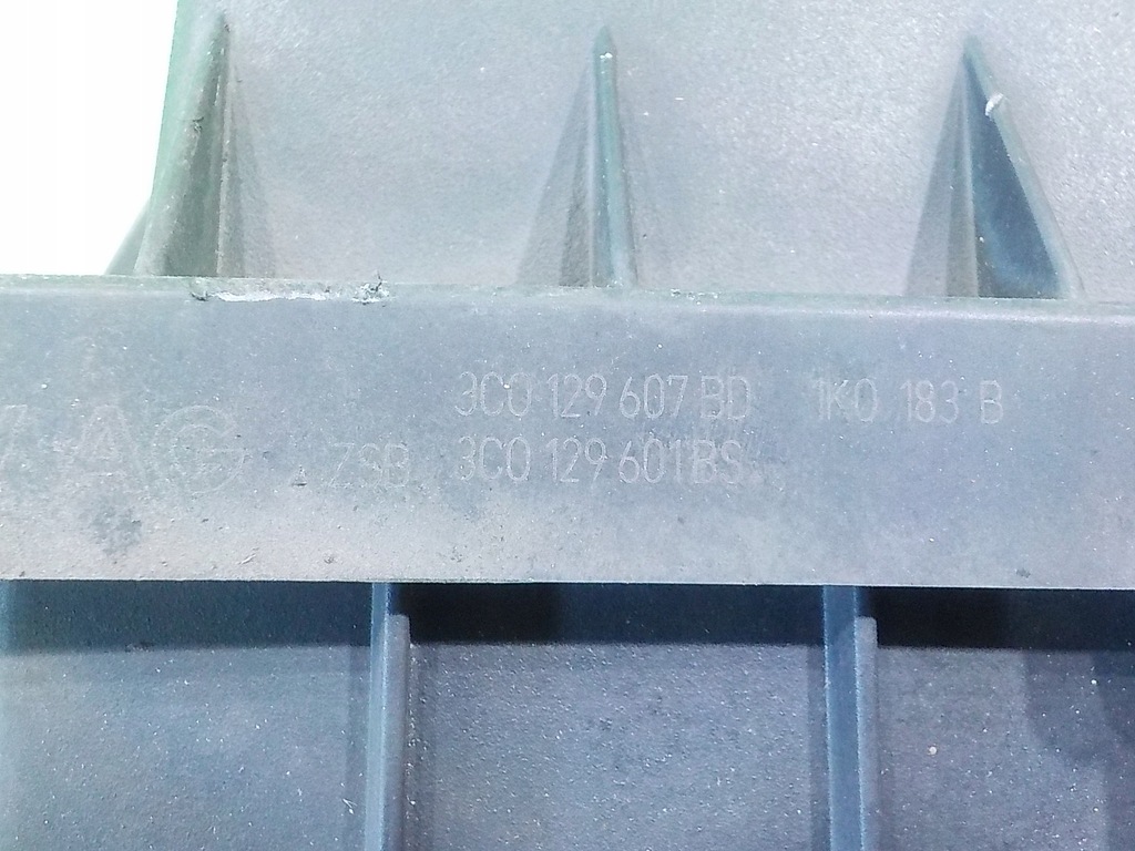 фото №8, Seat leon ii lift 10r hb 5d корпус фільтра повітря 3c0129607bd