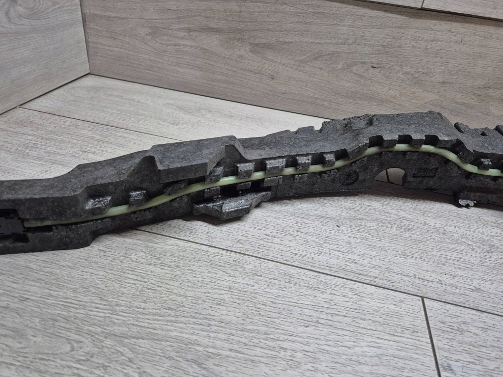 12503. bmw 5 g30 абсорбер піна датчик перед 8098671 Зі Шроту