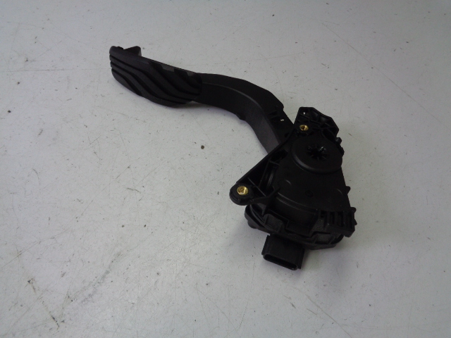 Купити Педаль газу renault arkana 1.6 e-tech 2021 rok