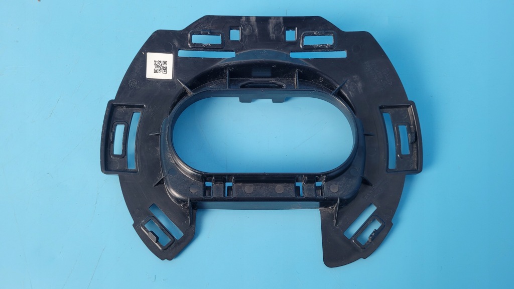 фото №6, Mercedes eqe 350+ 23r кронштейн решётка бампера a2978887300