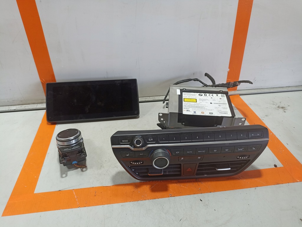 фото №1, Bmw i3 l01 радио навигация harman 8708261