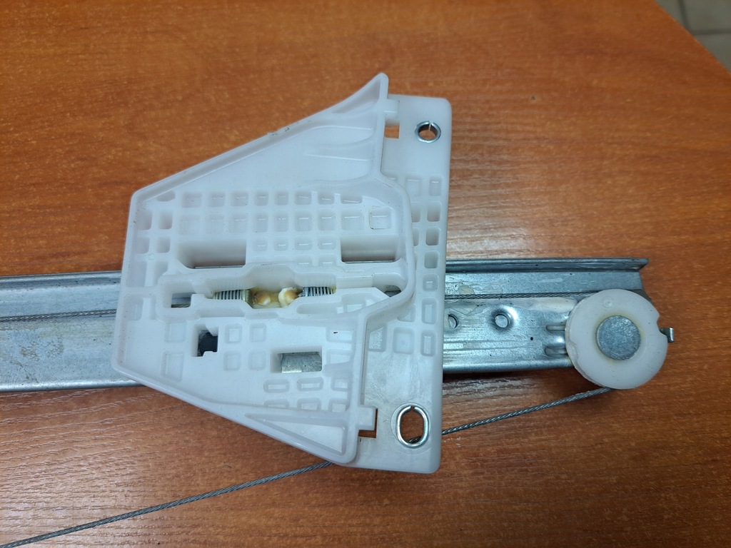 фото №6, Подъемник стекло ford kuga mk2 cj54s27000bg 6pin