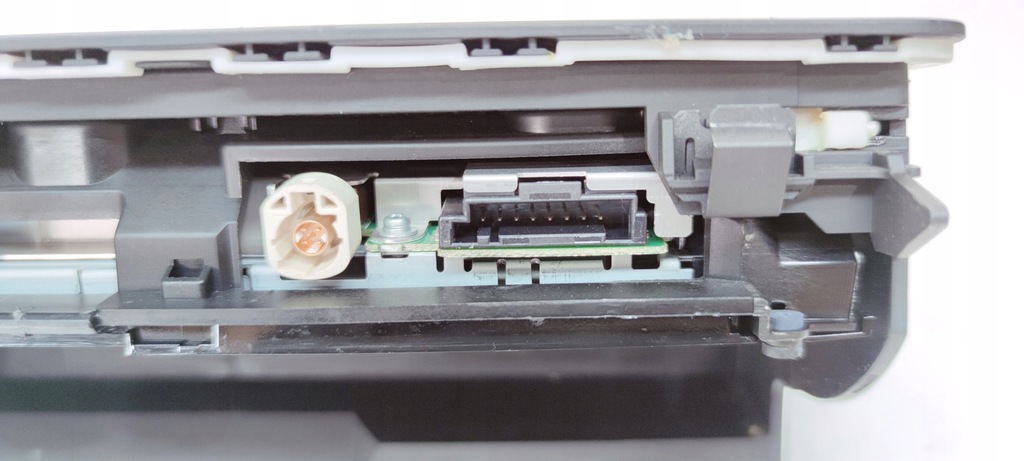 фото №7, Дисплей монитор подъемник mmi audi q3 8u 8u0857273a