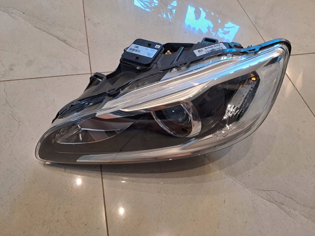 фото №3, Volvo v60 лампа ліва перед lift