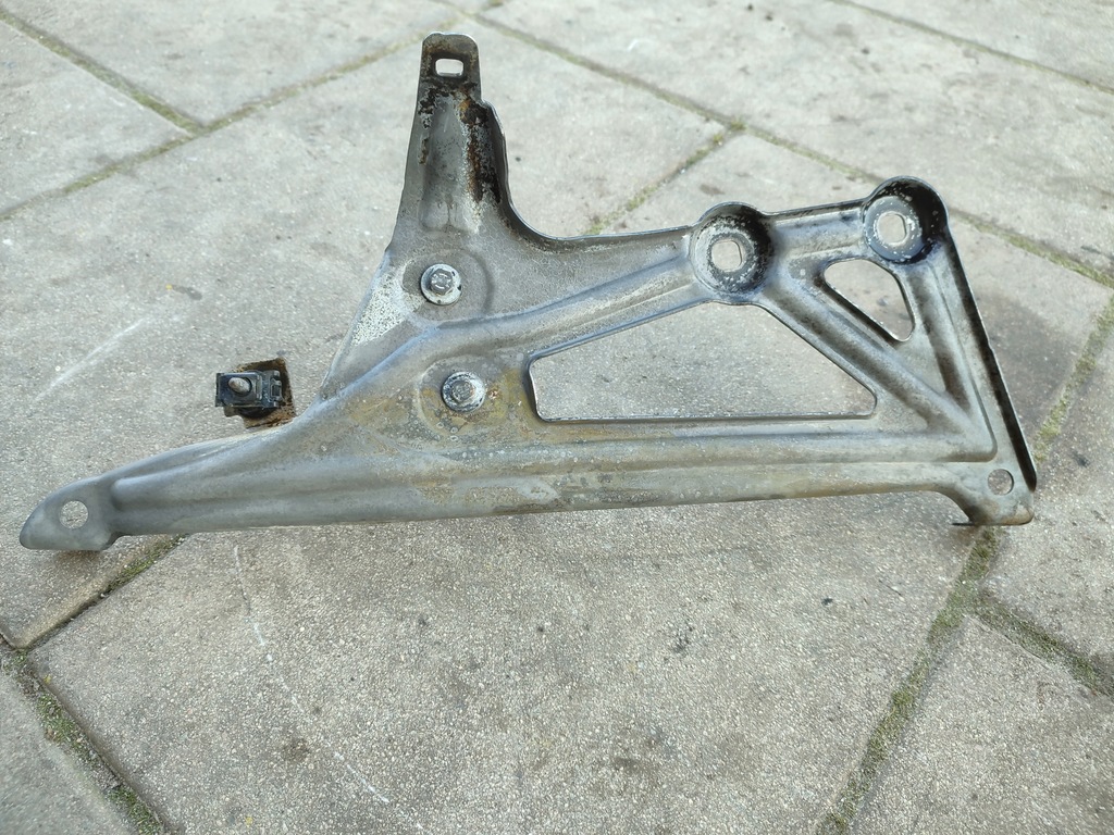 фото №12, Кронштейн крила передній перед лівий bmw x1 f48