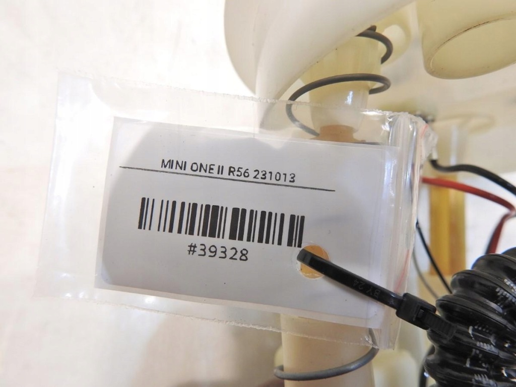 Насос пального паливна mini one ii r56 1.4 2752287 Оригінал