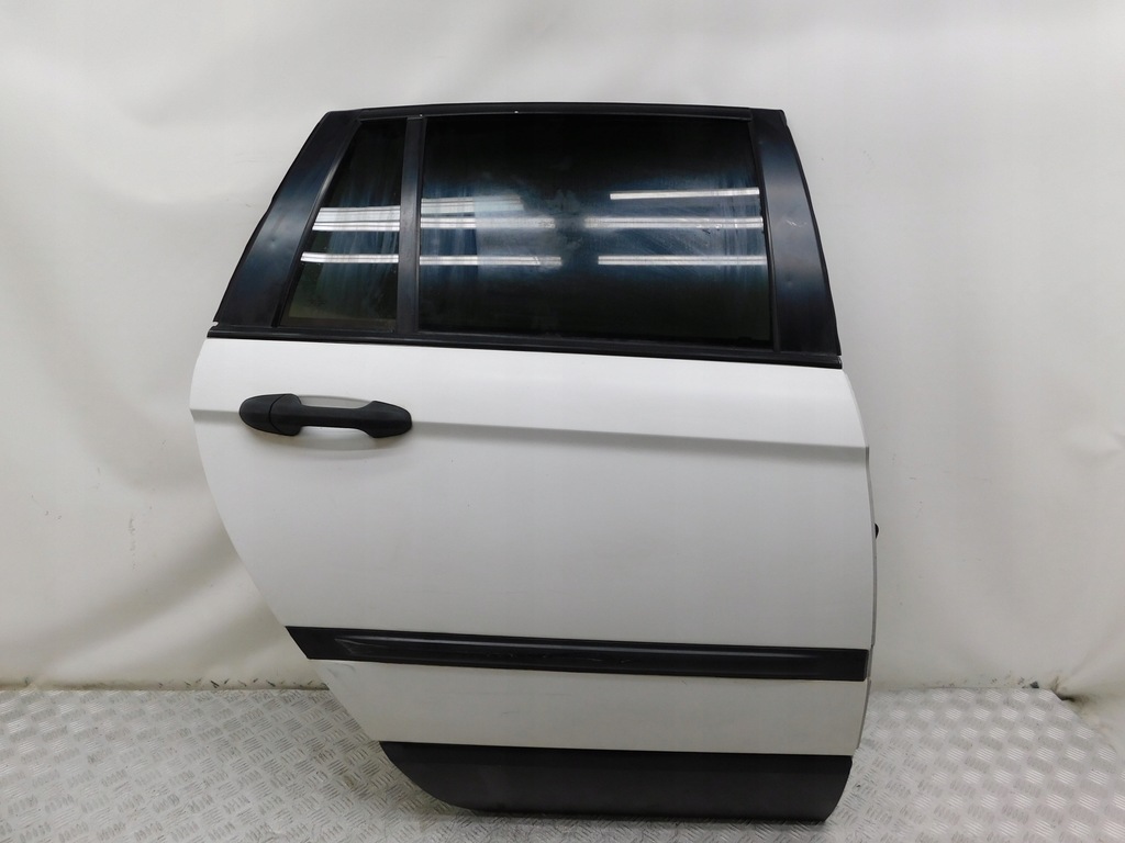 фото №1, Двері праве задня повний - chrysler pacifica 03-08