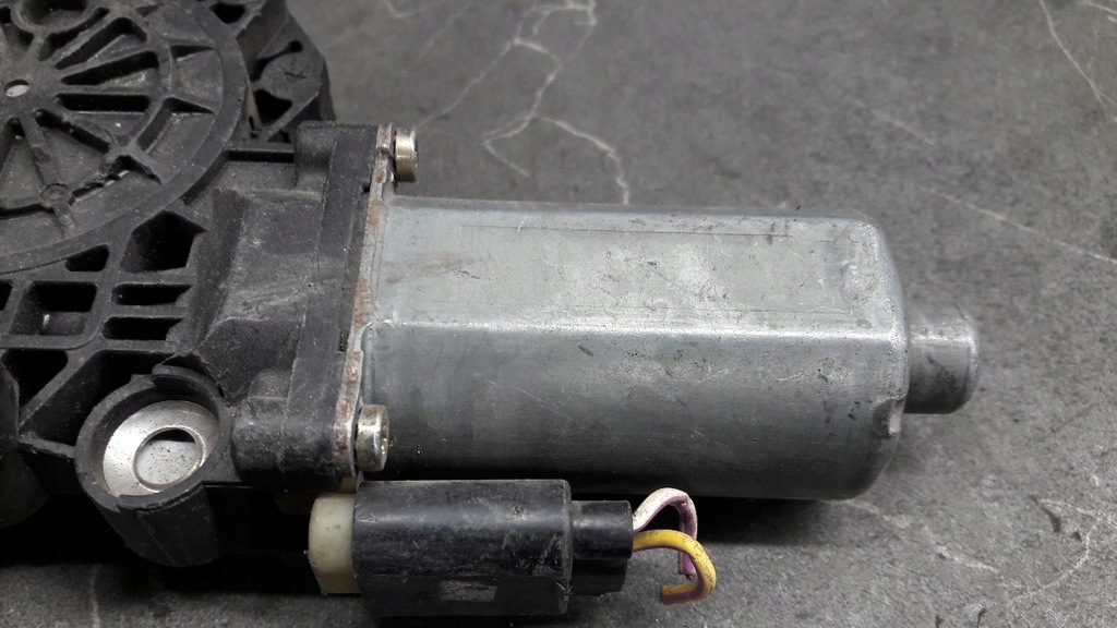 фото №9, 0130821683 моторчик стекло левый перед ford ka