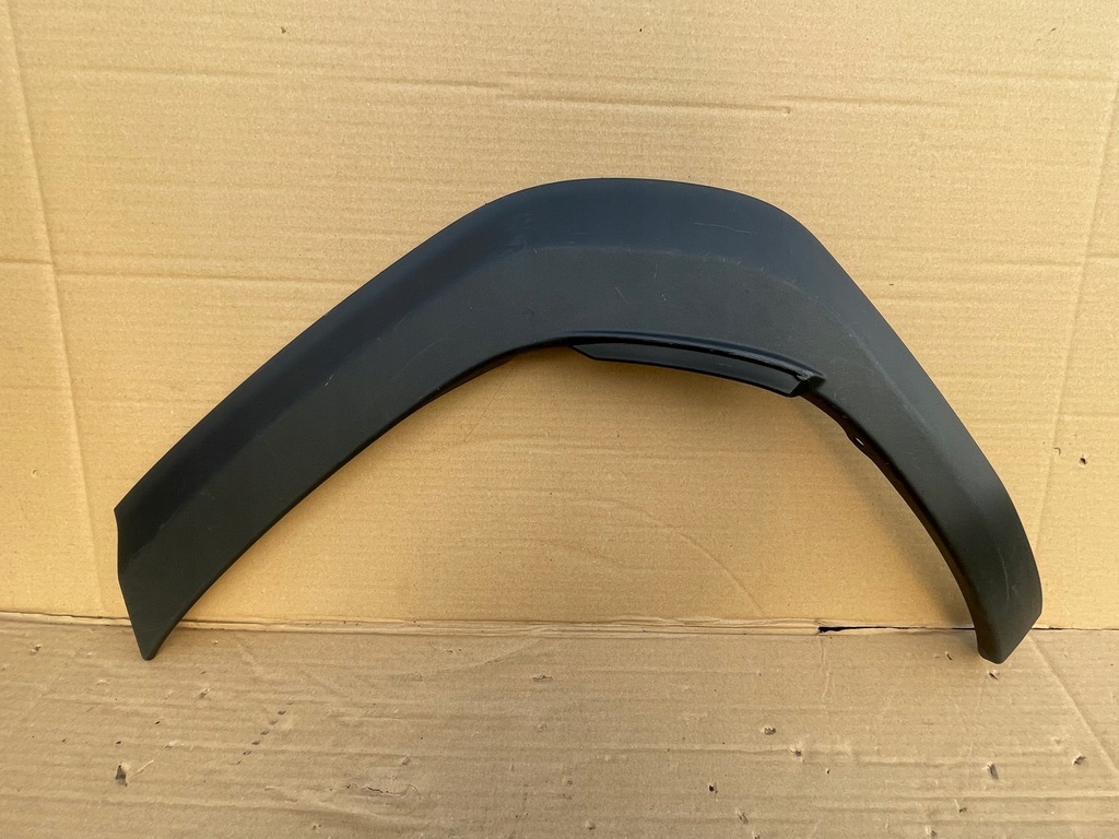 фото №1, Toyota yaris cross левая молдинг крыла задняя задняя