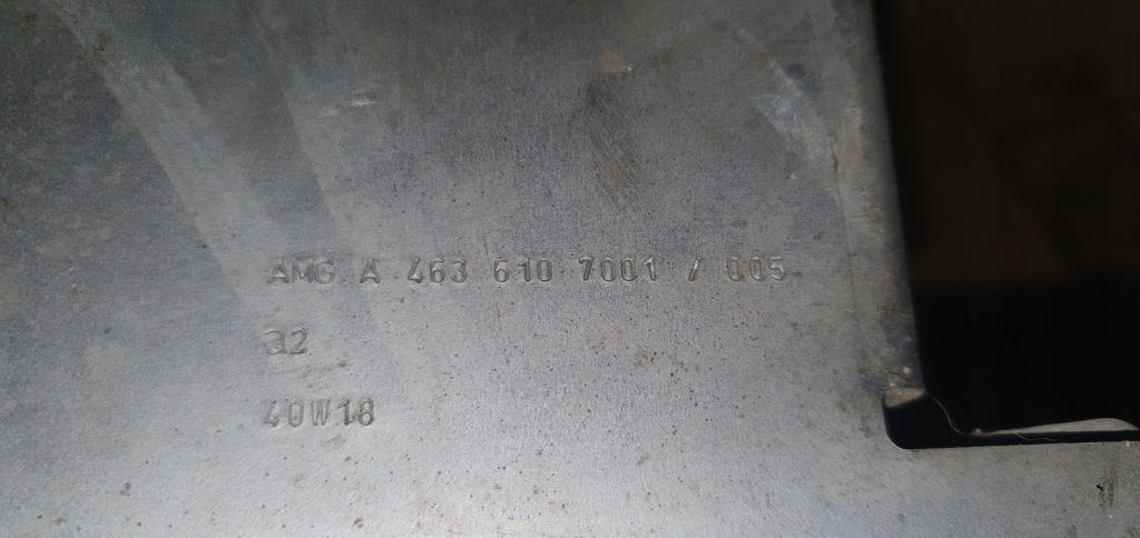 Кронштейн радиатора mercedes g 4636107001 Недорого