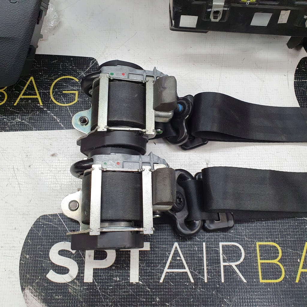 фото №6, Focus mk3 iii 3 приборная панель консоль подушки безопасности ремни подушка безопасности