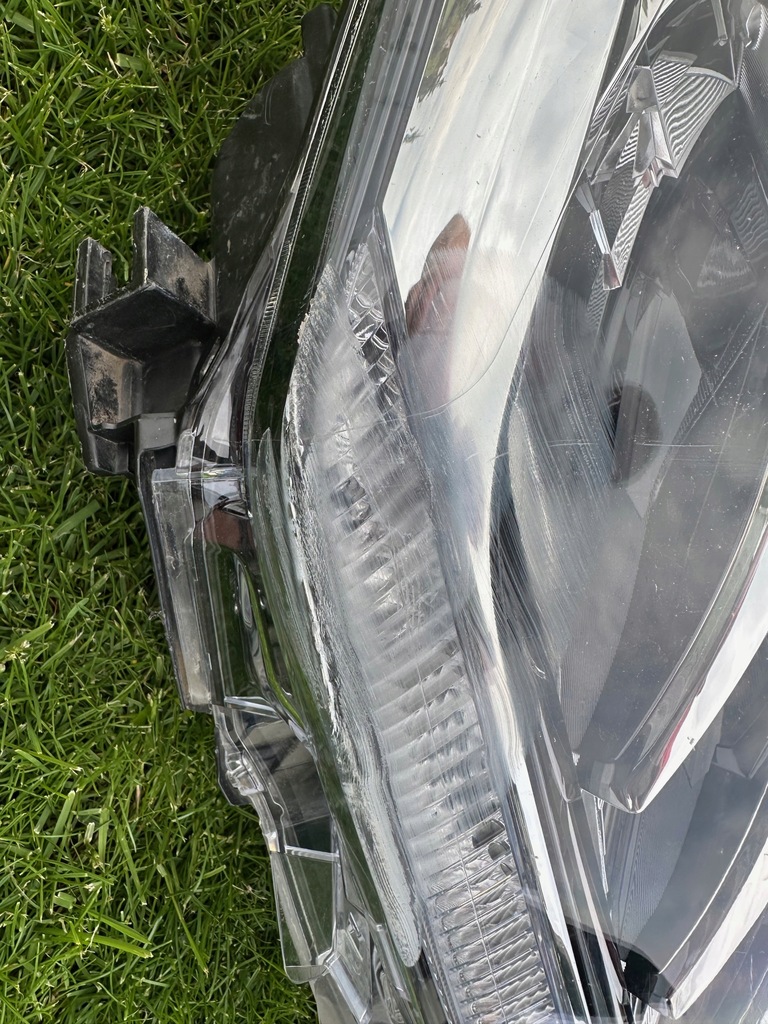 фото №4, Toyota ch-r chr lift 19- лампа фара led правый europa 81110f4180